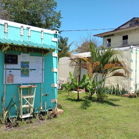 Container House Cahuita 호텔 외부 사진