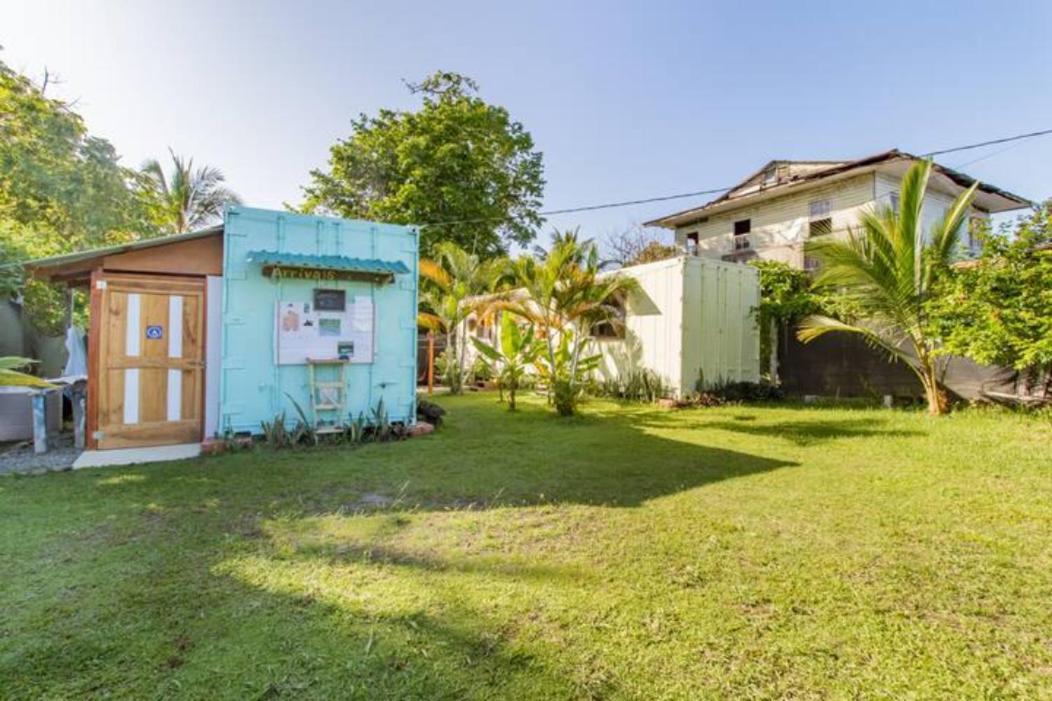 Container House Cahuita 호텔 외부 사진