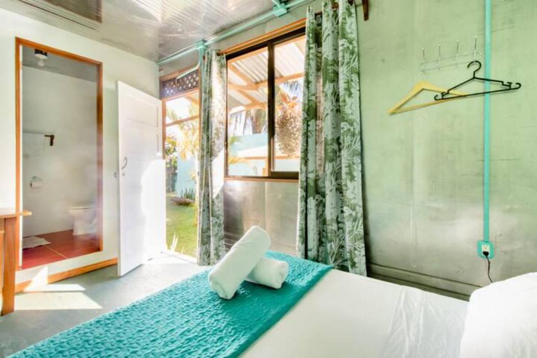 Container House Cahuita 호텔 외부 사진